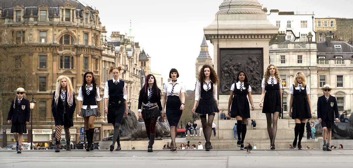 01_StTrinians